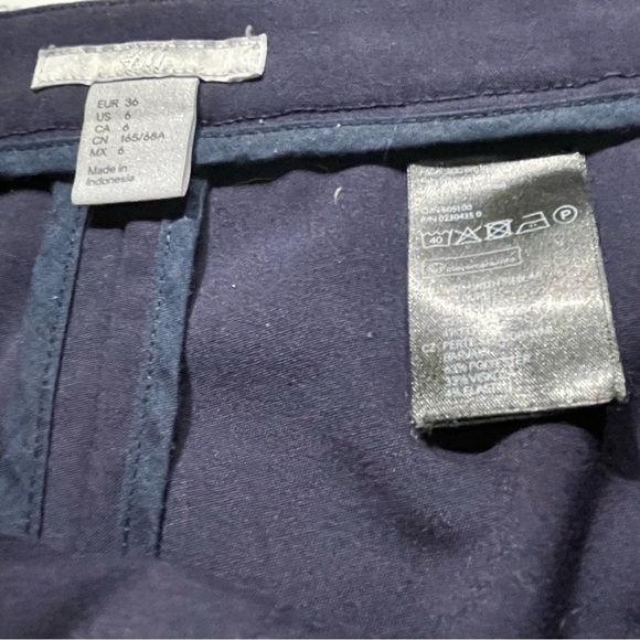 🌸3 for $20 H&M Navy Blue office trousers Pants Size 6 - Picture 8 of 15